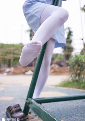 唐三和小舞疯狂H_十万网红美女美酱